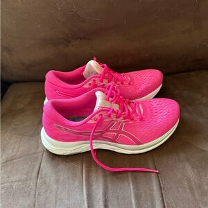 ASICS Women's size 8